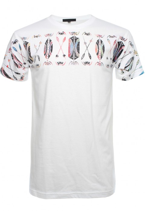 เสื้อยืดพิมพ์ลายกราฟฟิค