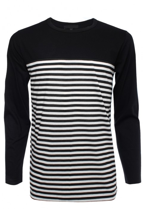 เสื้อยีดแขนยาวสีดำพิมพ์ลายทาง