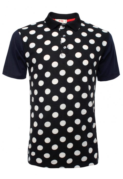 เสื้อโปโลสีดำ ลายจุด