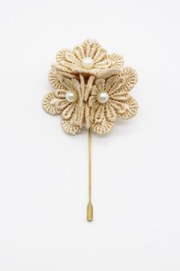 gold lace flower lapel pin dgrie