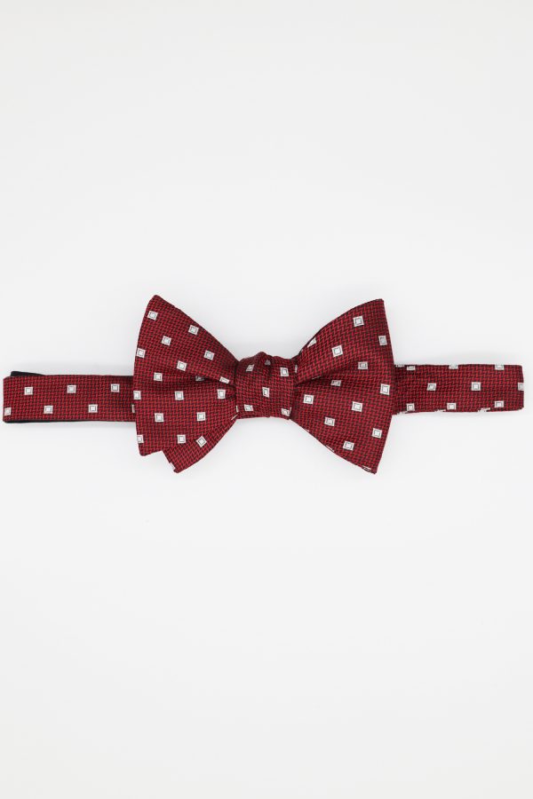 red currant dot white bowtie dgrie