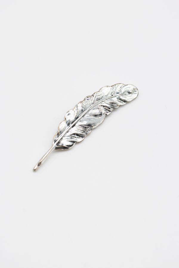 silver big leaf brooch dgrie