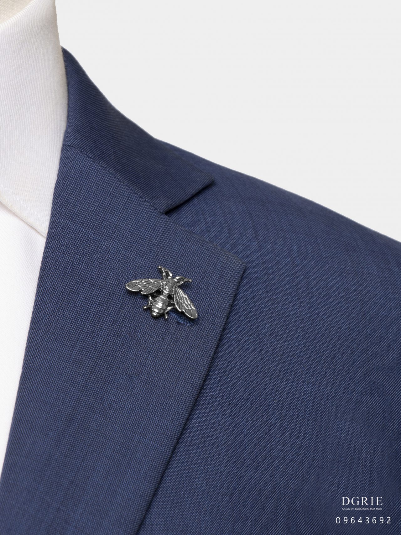 silver queen bee brooch dgrie 1