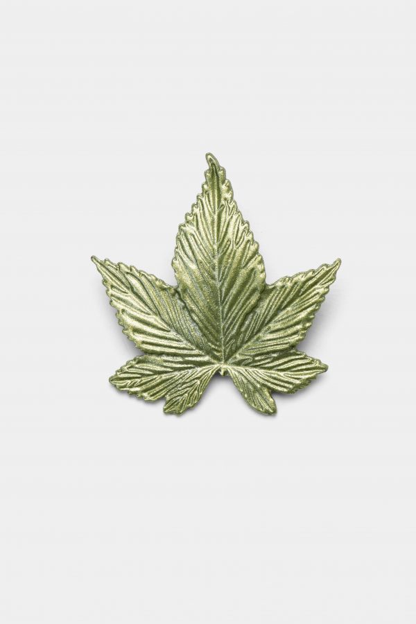 mary jane leaf brooch dgrie 1