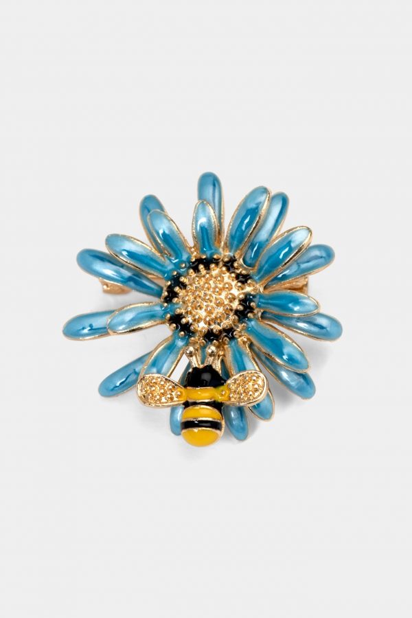 bee on light blue flower brooch dgrie