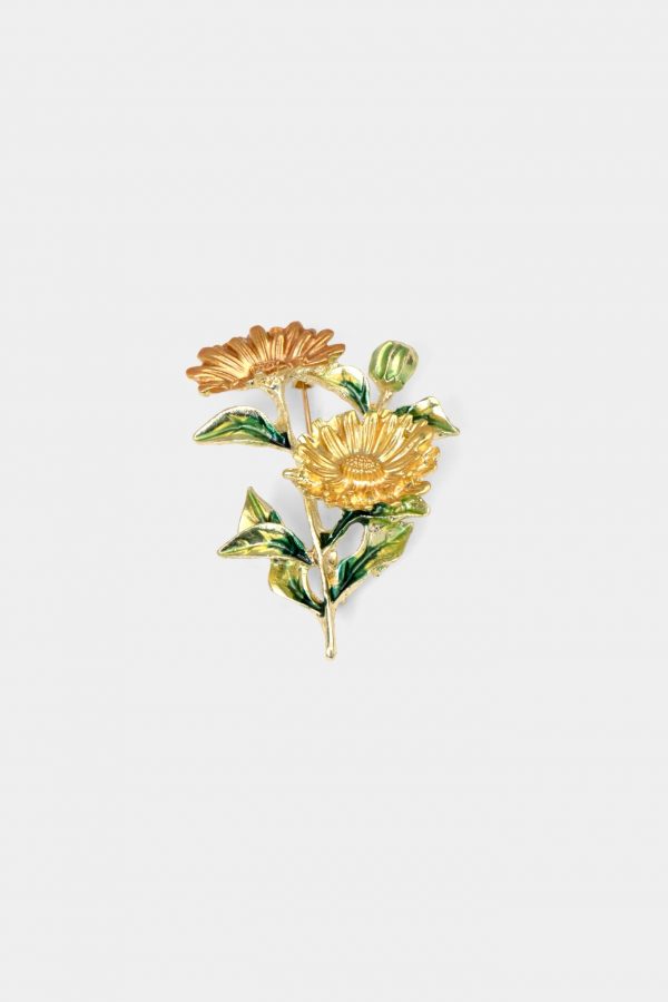 chrysanthemum golden brooch dgrie