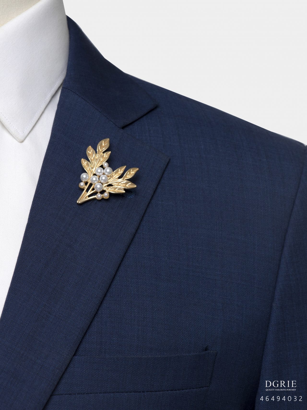 golden of leaf and pearl brooch dgrie