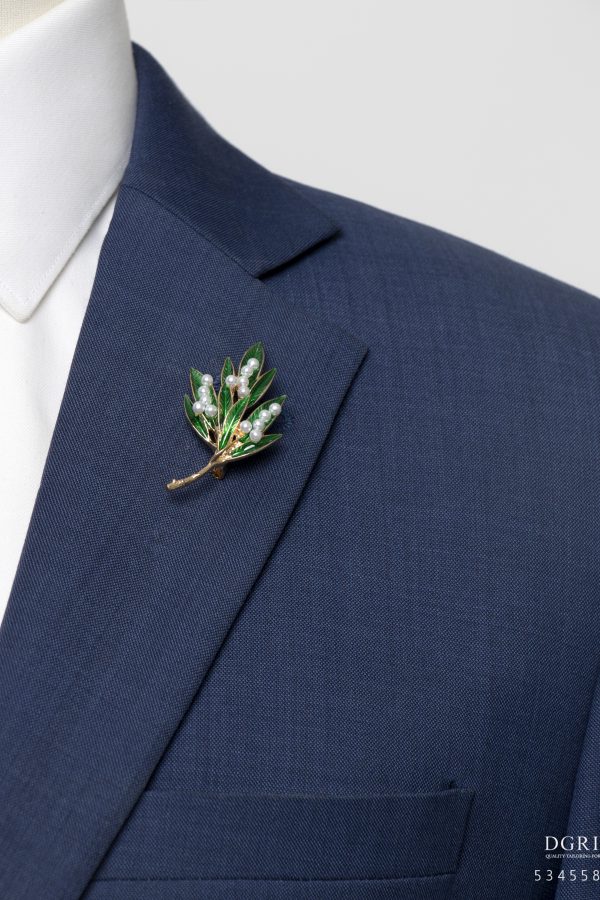 green leaf branch with white pearl gold brooch dgrie 1