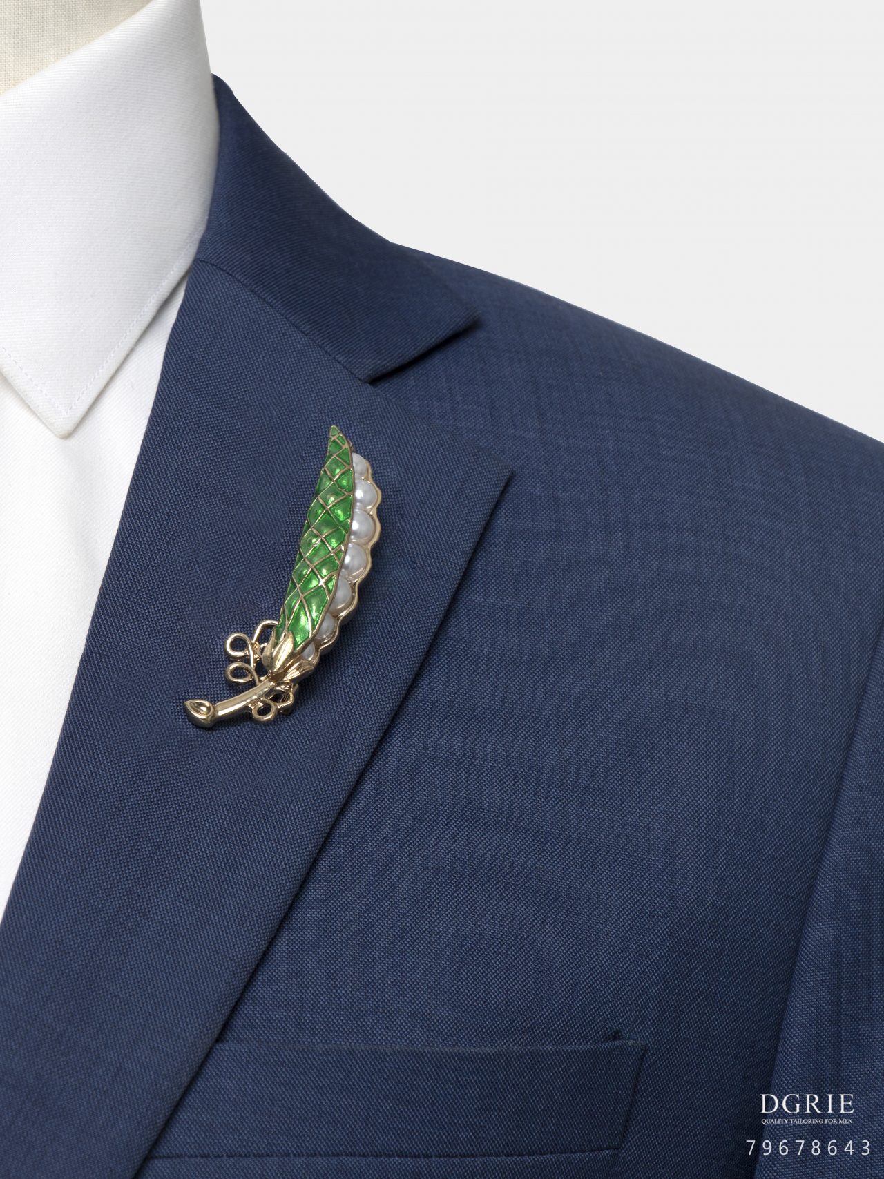 snow peas gold brooch dgrie 3