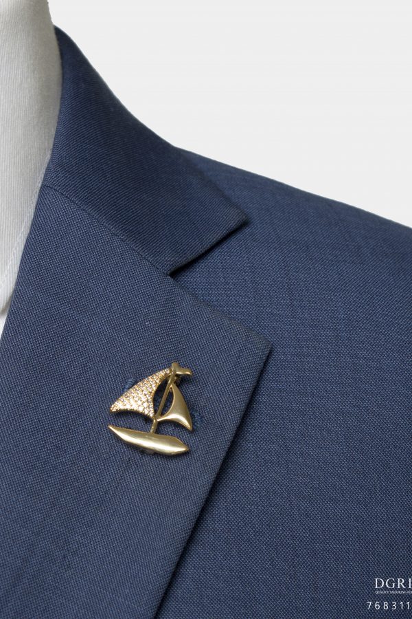 golden sailboat sparkle brooch dgrie 1