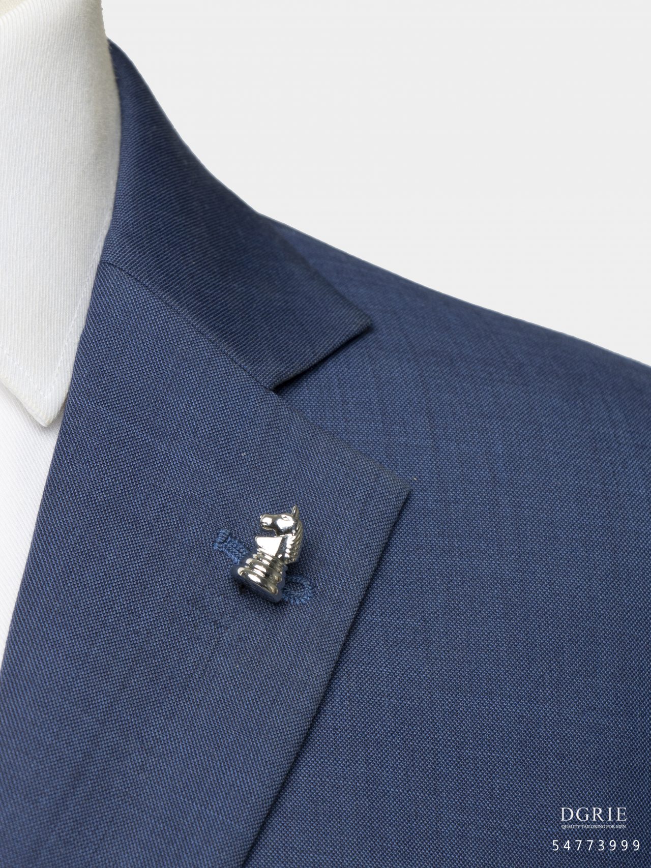 horse chess brooch dgrie 3