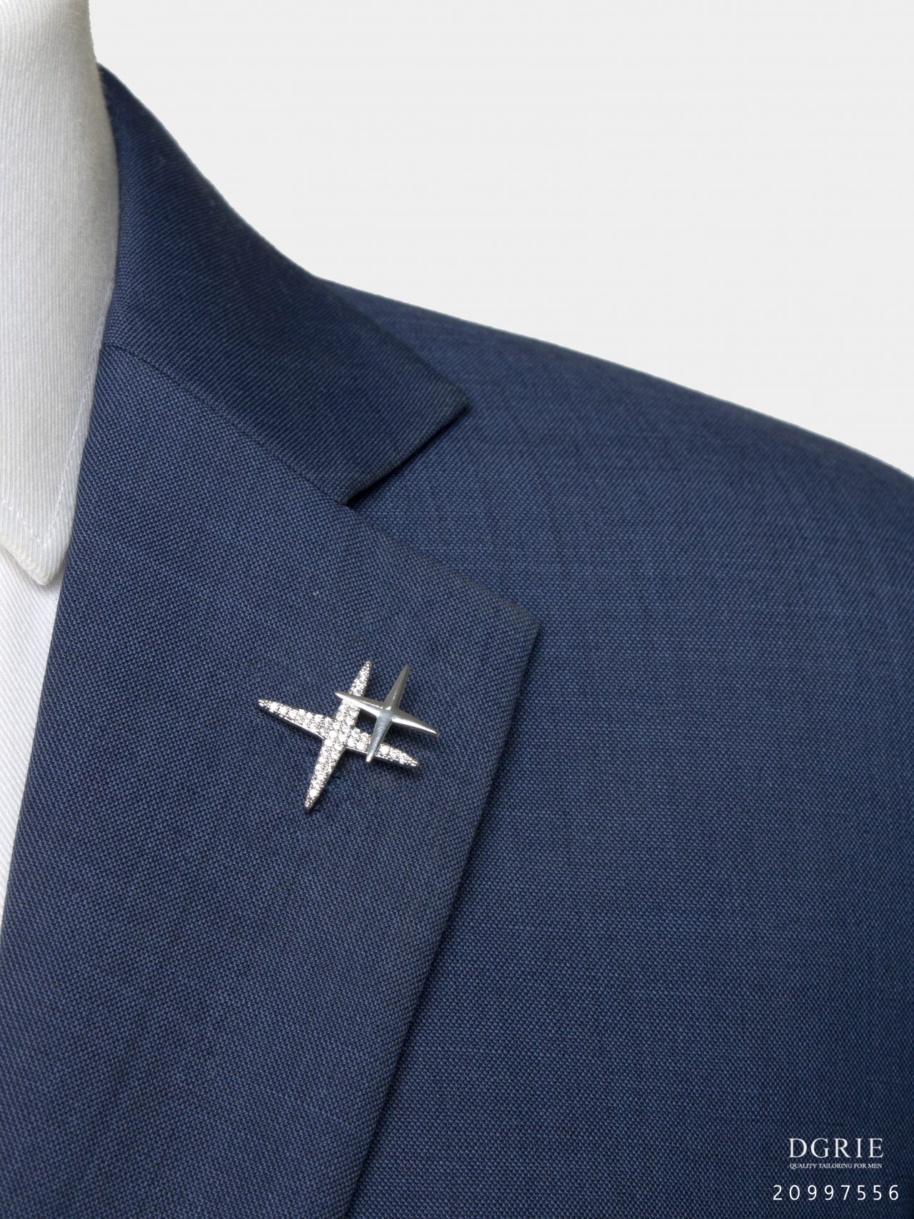 silver cross sparkle brooch dgrie 2