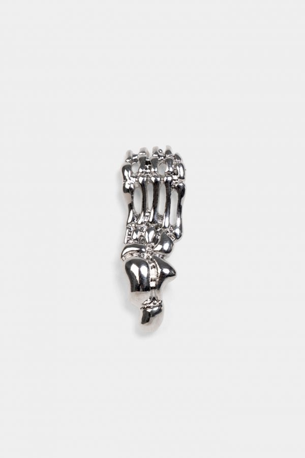 silver foot bones brooch dgrie