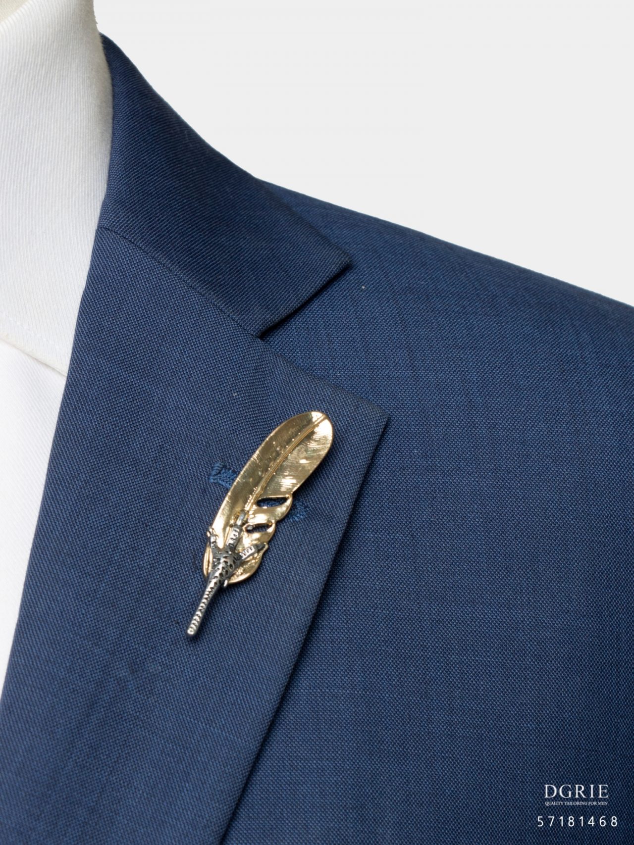 LINE ALBUM เข็่มกลัด ถ่ายไหม่จากของเก่า ครับ ๒๓๐๔ 20