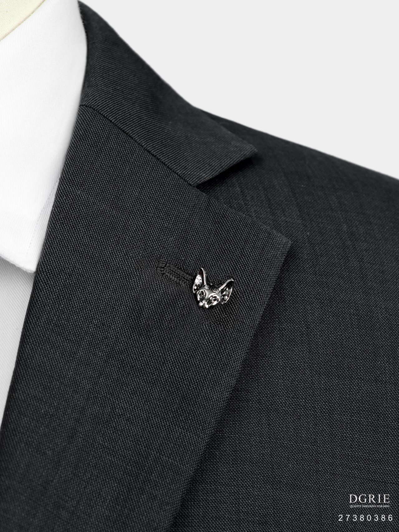 cat brooch mock up 0