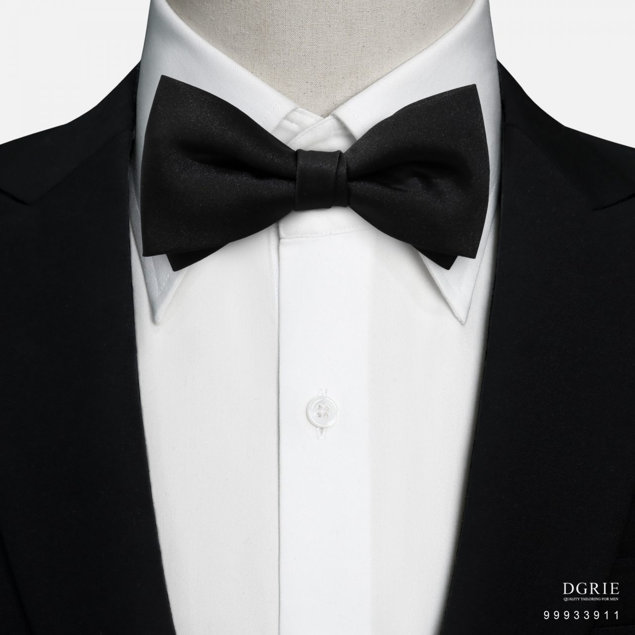 LINE ALBUM Black batwing bowtie 250701 4