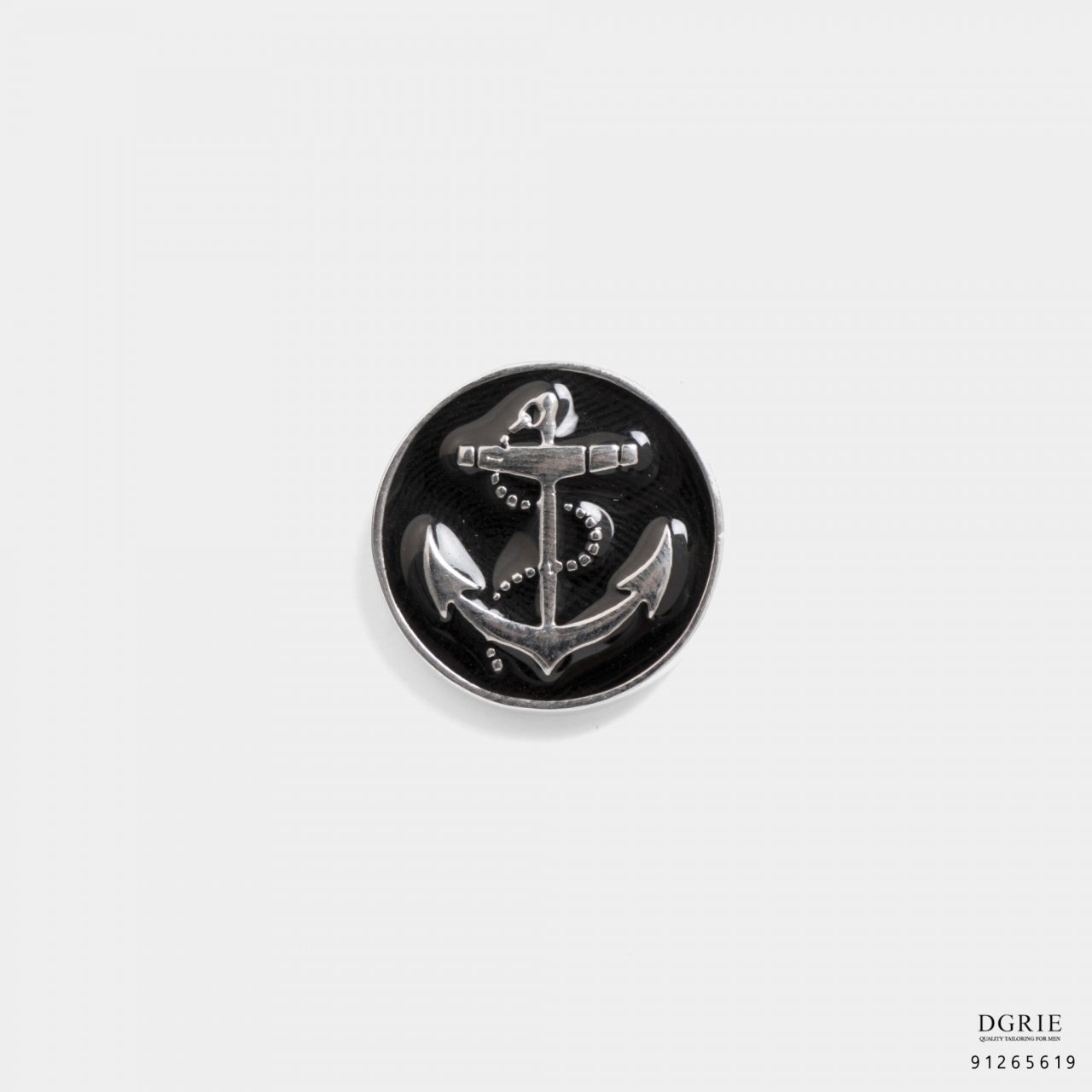 anchor round brooch dgrie 2