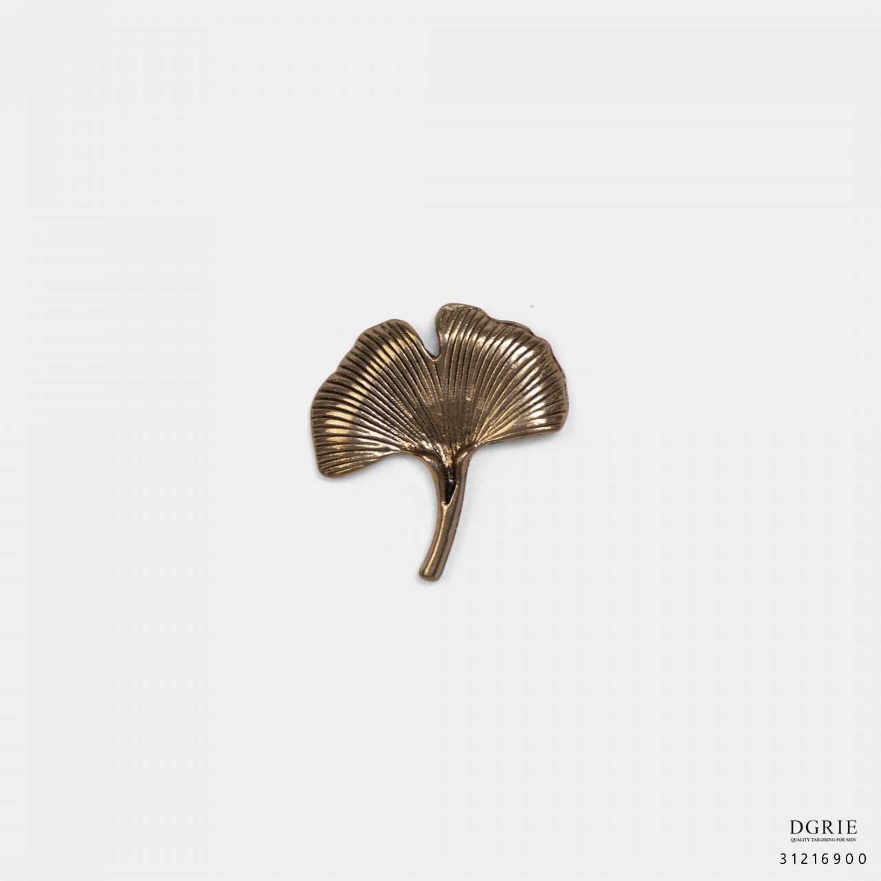 golden leaf brooch dgrie 1
