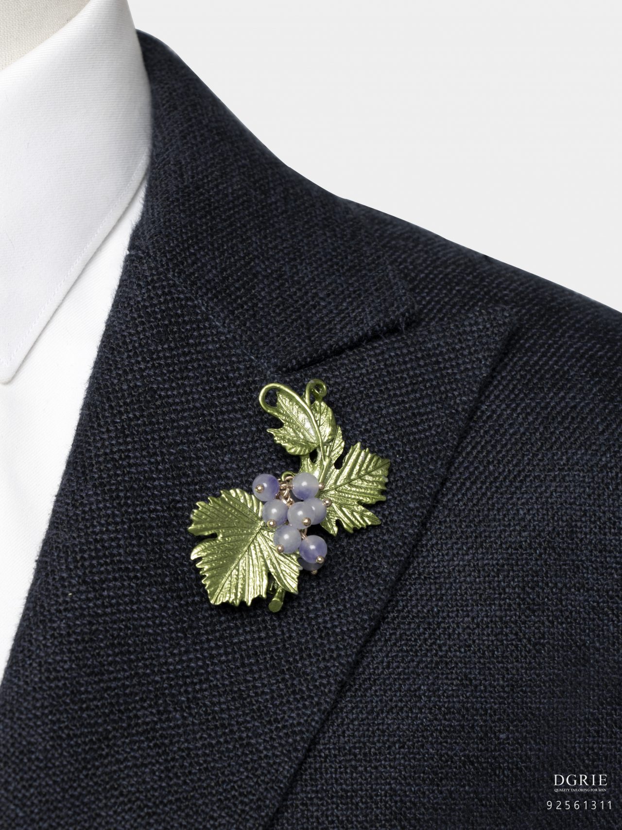purple grapes fruit brooch dgrie