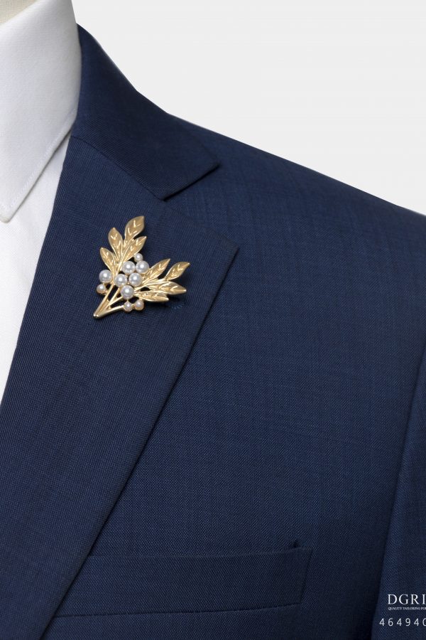 golden of leaf and pearl brooch dgrie