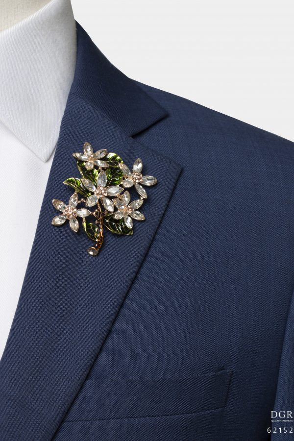 white quartz flower golden brooch dgrie