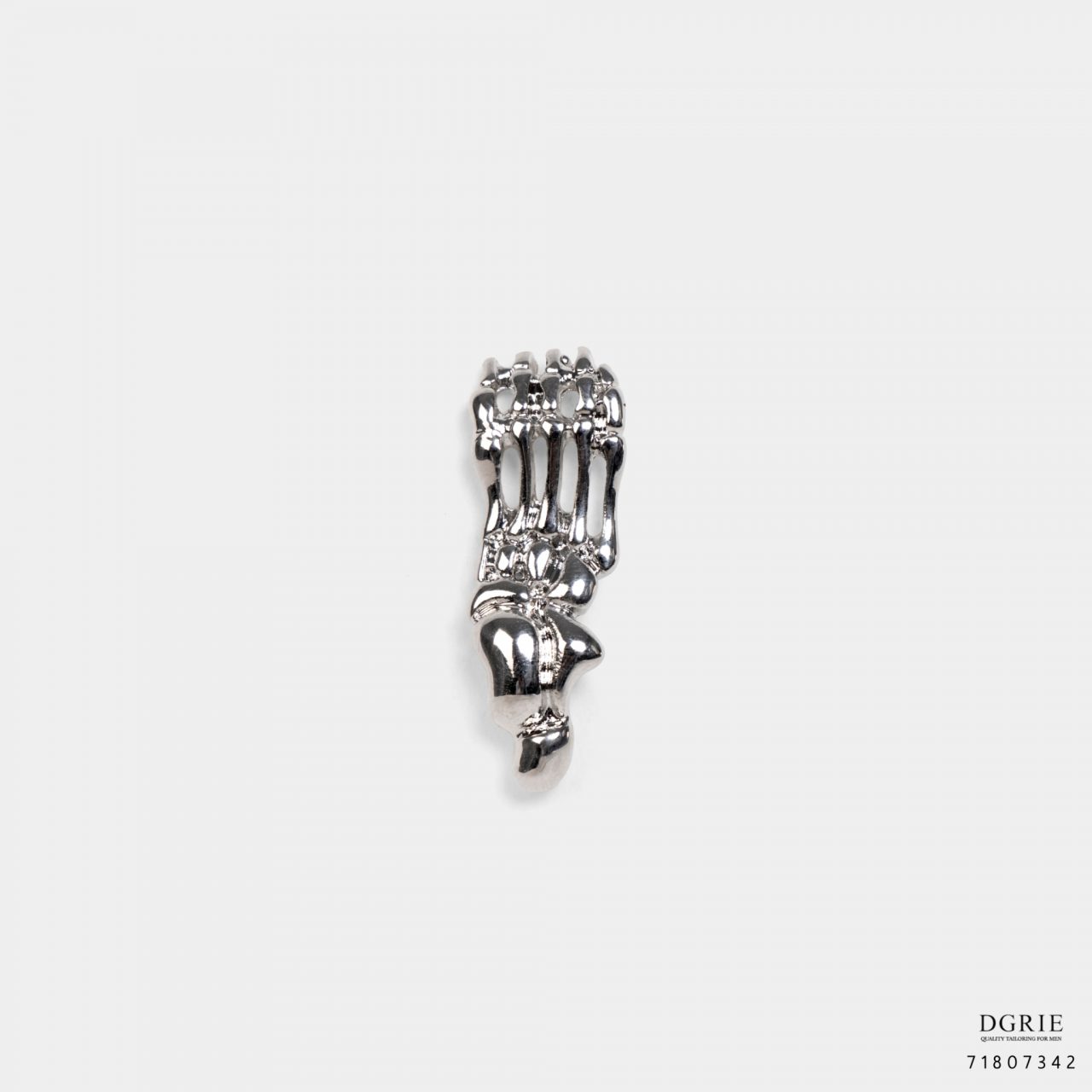 silver foot bones brooch dgrie