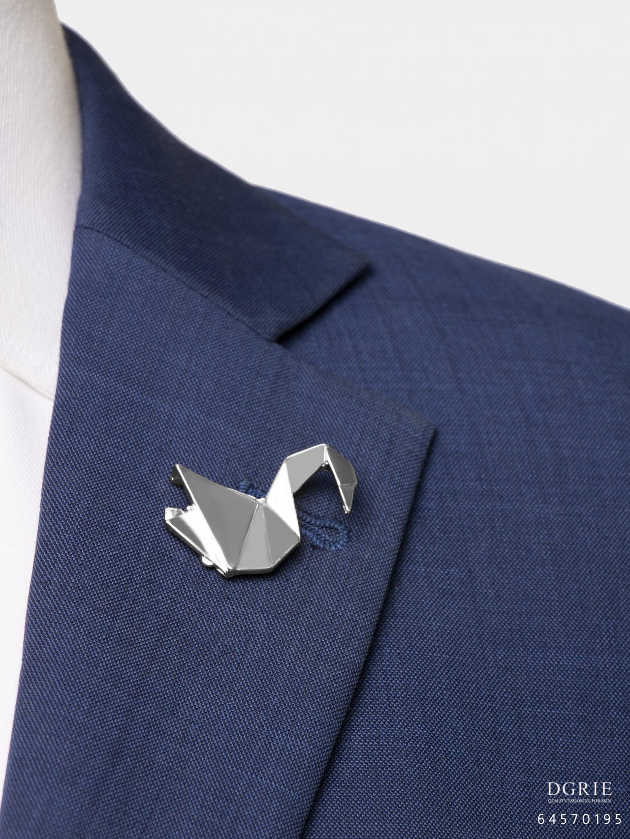 sliver swan brooch dgrie 3