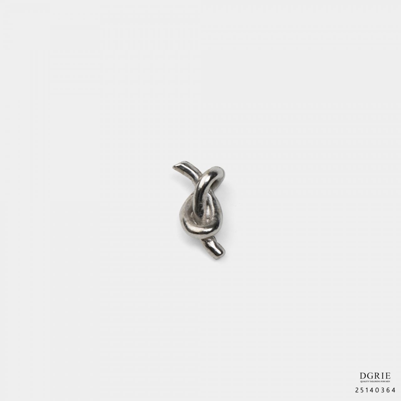 LINE ALBUM brooch ไม่มีรูป 22 ชิ้น มีcode แล้ว ๒๓๐๔๑๒ 6