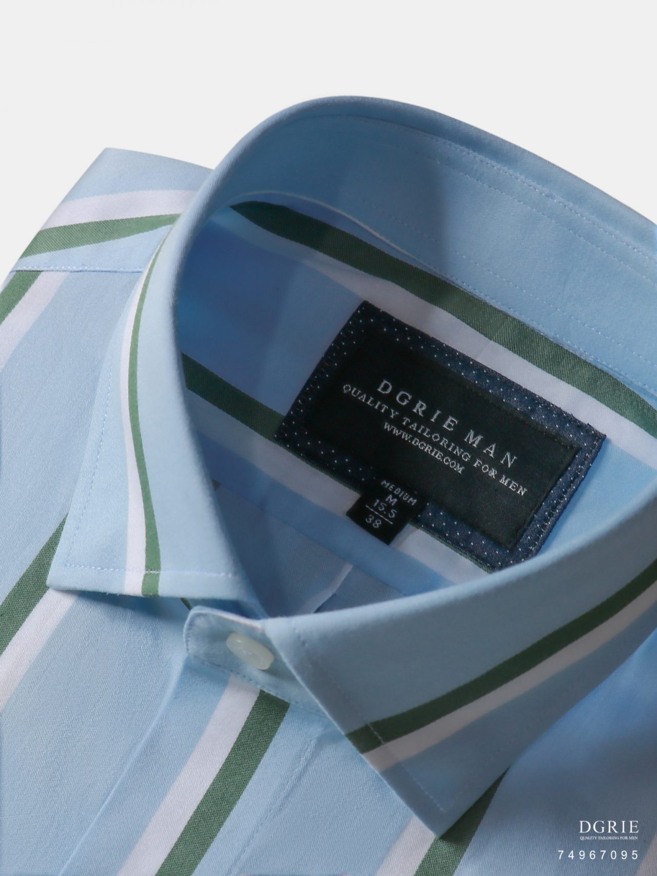 LINE ALBUM blue shirt 250701 2