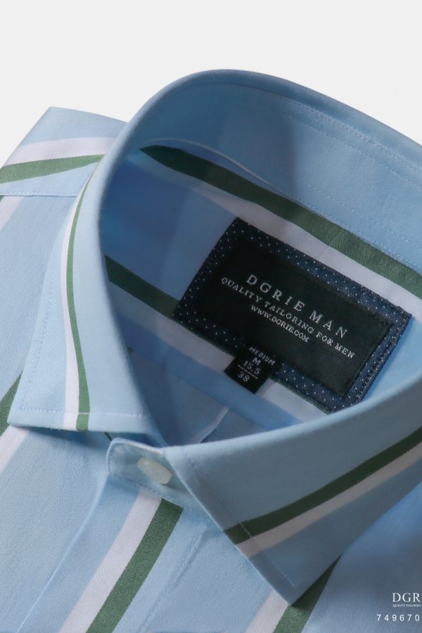 LINE ALBUM blue shirt 250701 2